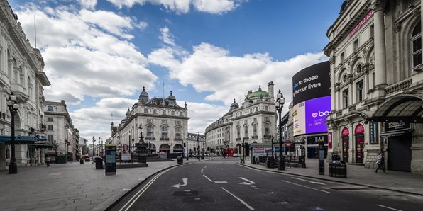 London Piccadilly Circus Lockdown 2020